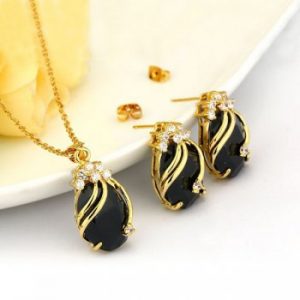 Elegant Gold Plated Ladies Jewellery Set